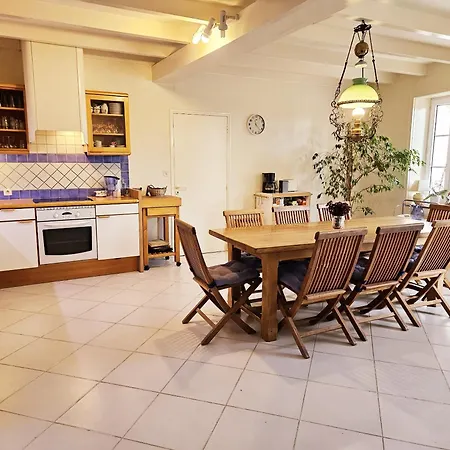 Holiday home L Echappee Belle En Campagne Charentaise *