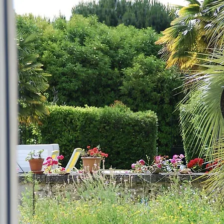Holiday home L Echappee Belle En Campagne Charentaise